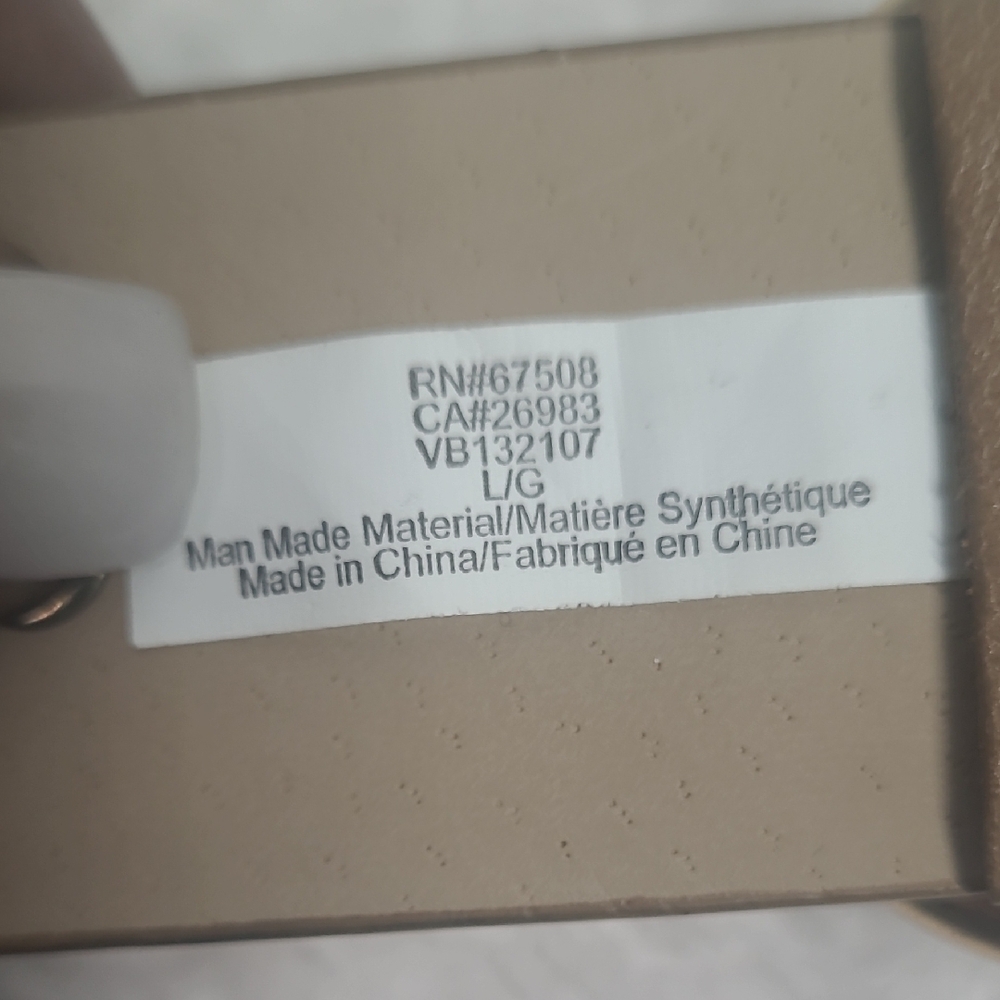 Vince Camuto Elegant Tan Belt with Gold Buckle - Picture 4 of 5